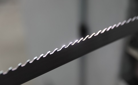 深圳双金属带锯条产生切削噪音的原因具体有哪些？